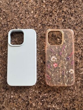 Set of 2 NEW iPhone 13 Cases - Floral Clear & Pale Blue